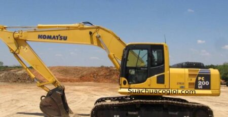 KOmatsu PC200-8